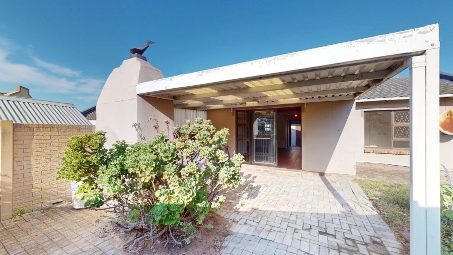 2 Bedroom Property for Sale in Kabega Park Eastern Cape
